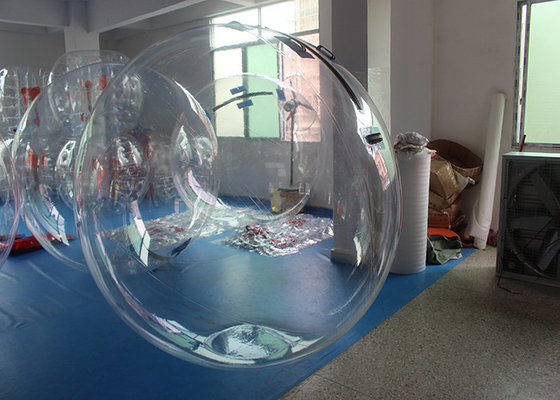 China Imprägniern Sie Aqua-Weg 1.0mm PVC-freien Raumes auf Wasser-aufblasbarem Ball/Ballon fournisseur