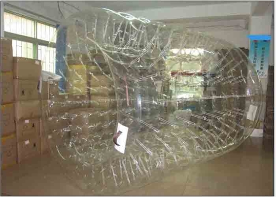 China Wasser-Rollen-Ball transparenter 1.5m Eingangs-Durchmessers aufblasbarer für Erwachsene fournisseur