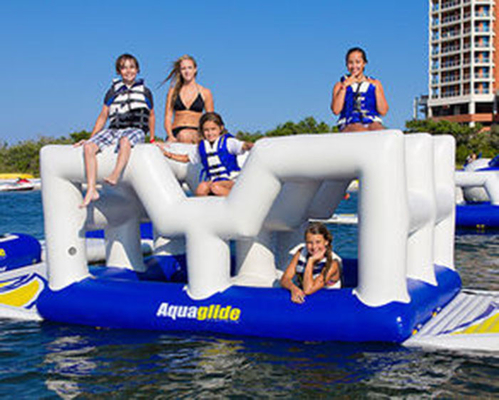 Aquapark der Insel des riesigen kommerziellen aufblasbaren Wasserparks sich hin- und herbewegender aufblasbarer fournisseur
