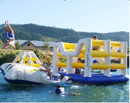 Aquapark der Insel des riesigen kommerziellen aufblasbaren Wasserparks sich hin- und herbewegender aufblasbarer fournisseur